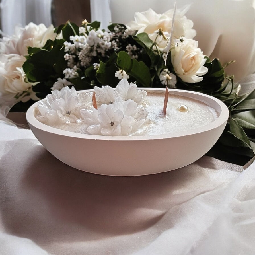 Elegant Wedding Candle - white stand