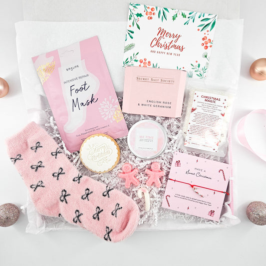 A PINK & COSY CHRISTMAS | FESTIVE PAMPER GIFT BOX